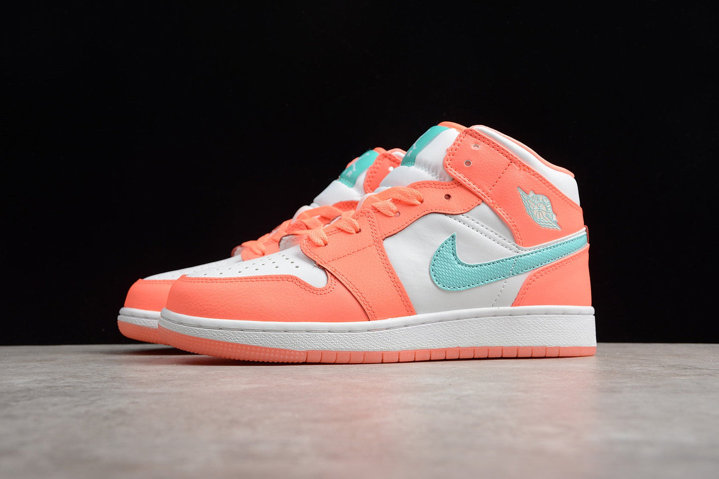Air Jordan 1 Mid "Crimson Pulse"