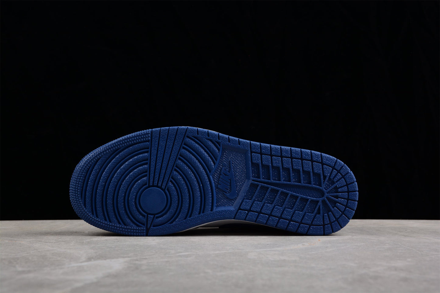 Air Jordan 1 Low "Ashen Slate"