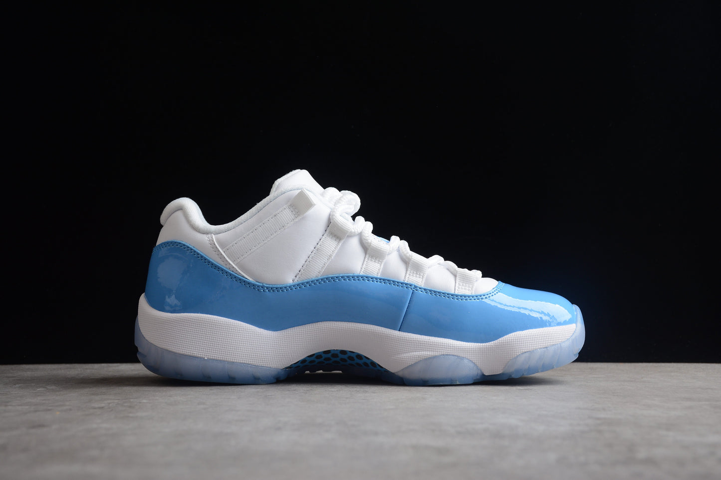 Air Jordan Retro 11 Low “Legend Blue”