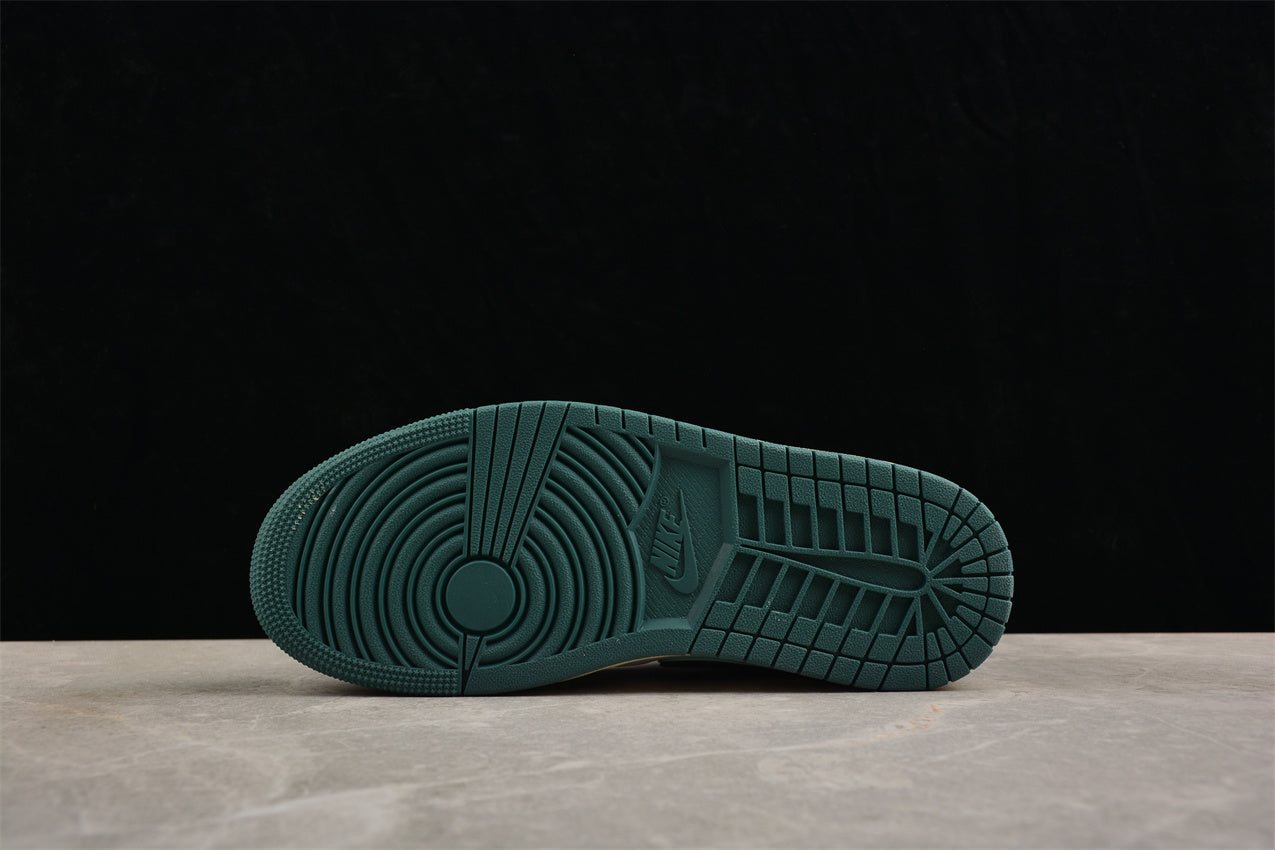 Air Jordan 1 Mid "Oxidized Green"