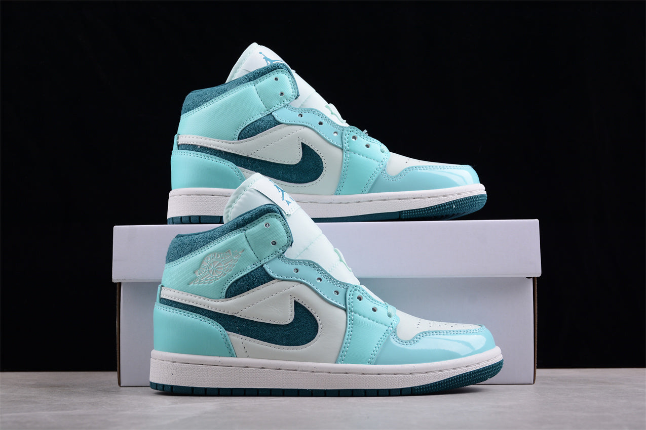 Air Jordan 1 Mid SE "Bleached Turquoise"