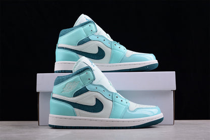 Nike Air Jordan 1 Mid SE Bleached Turquoise Sneakers