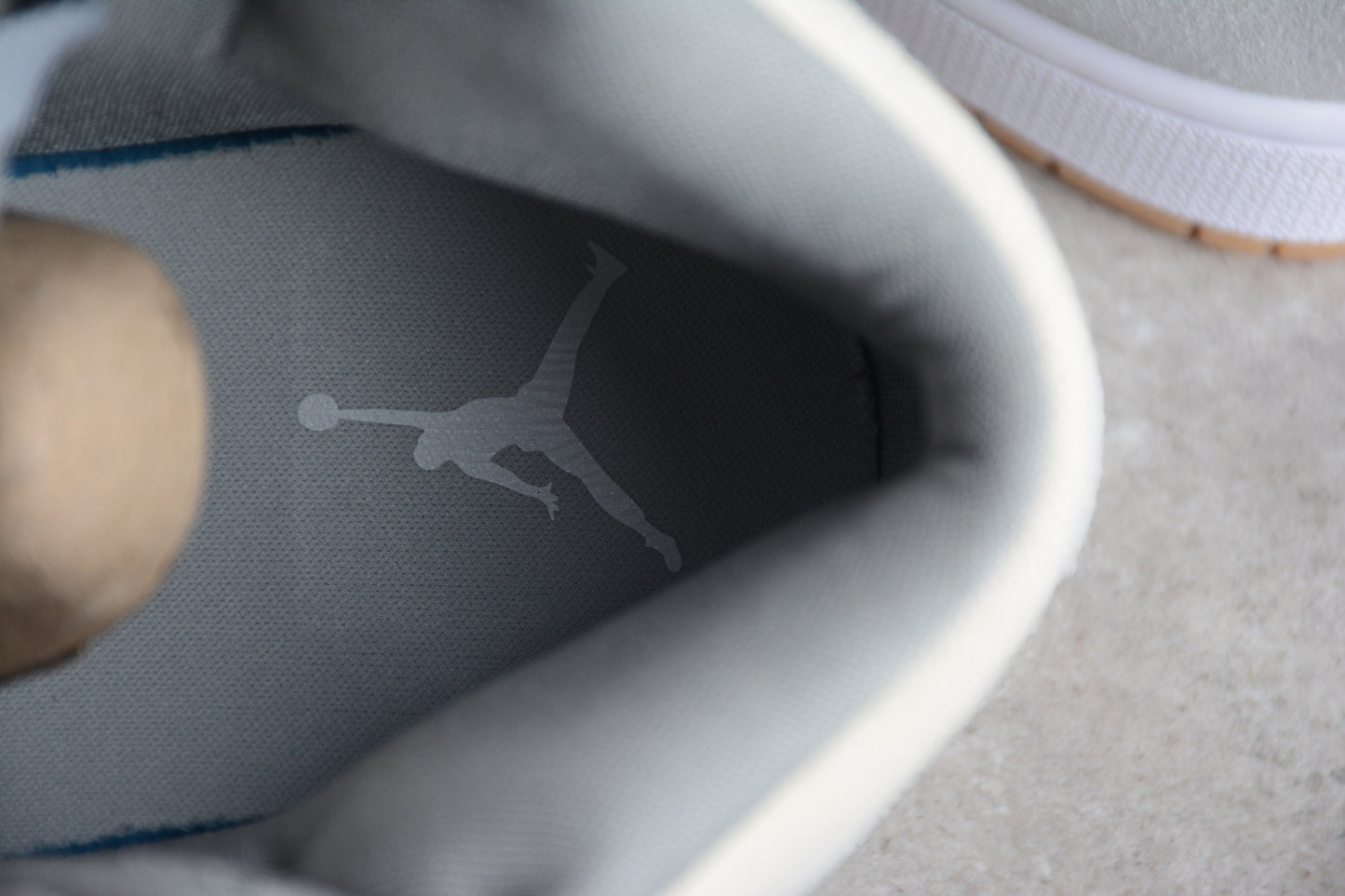 Nike Air Jordan 1 Mid SE "Coconut Milk Particle Grey" (DN4281-100)