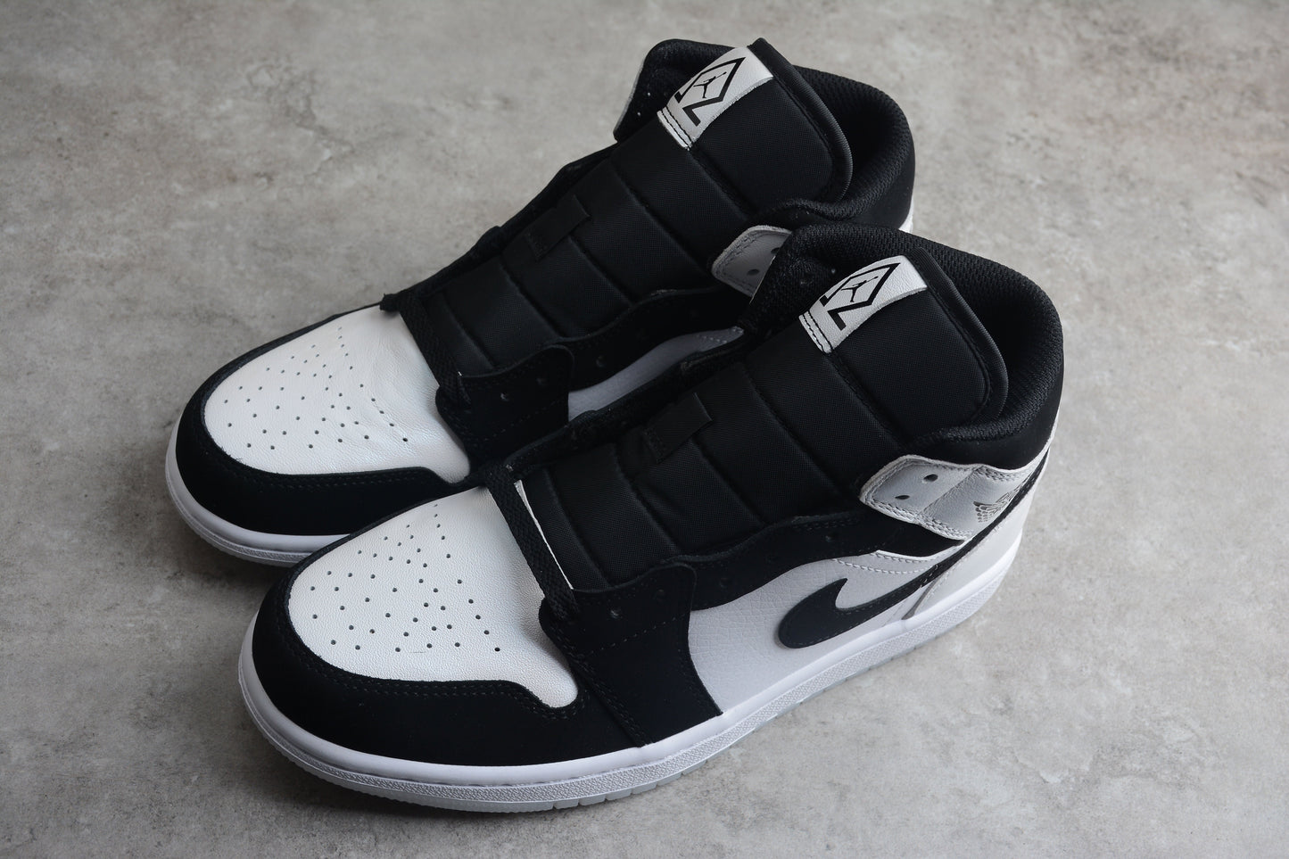 Air Jordan 1 Mid "Diamond Shorts"