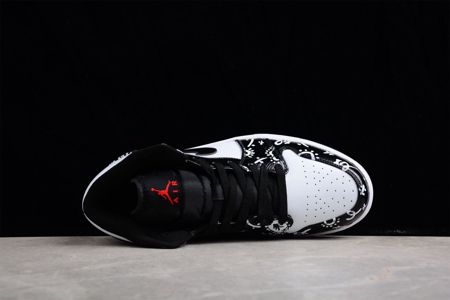 Air Jordan 1 Mid "Monochrome Splatter" Black/White