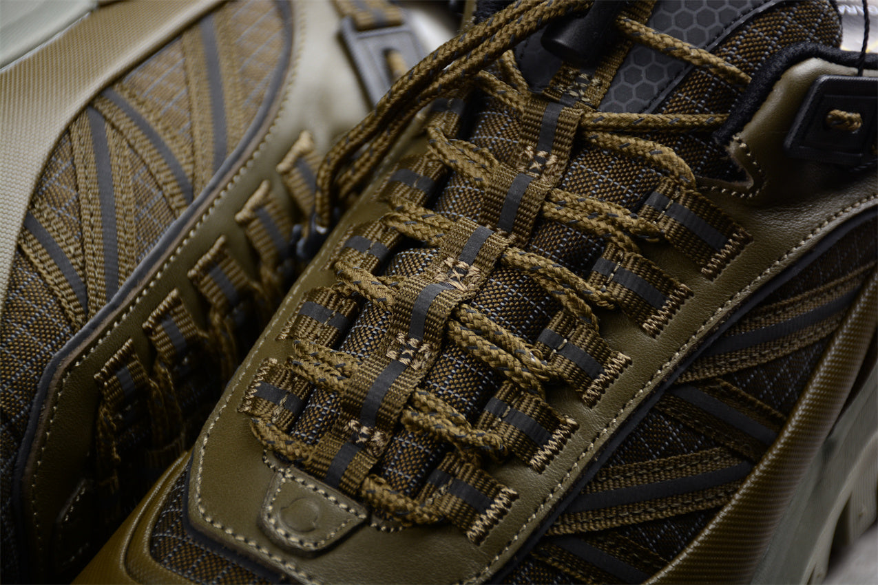 Moncler Trailgrip Low GORE-TEX 'Olive'