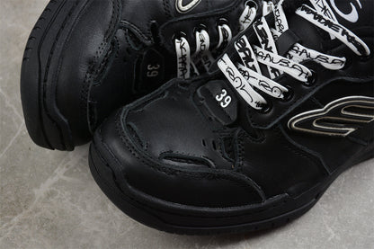 Balenciaga Hamptons Worn Out Pure Black