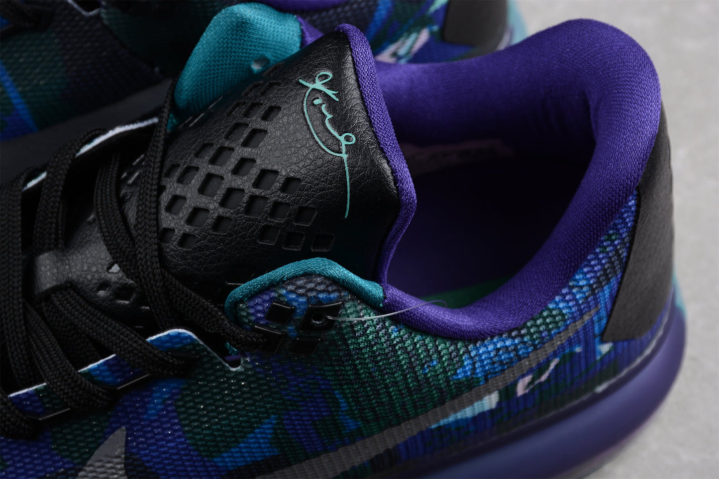 Nike Kobe 10 "Peach Jam"