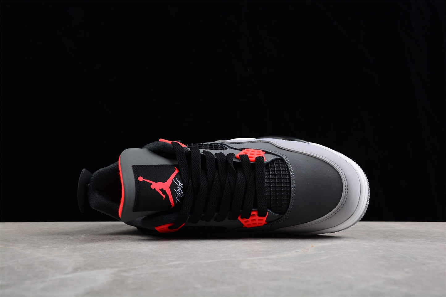 Air Jordan 4 Retro "Infrared"