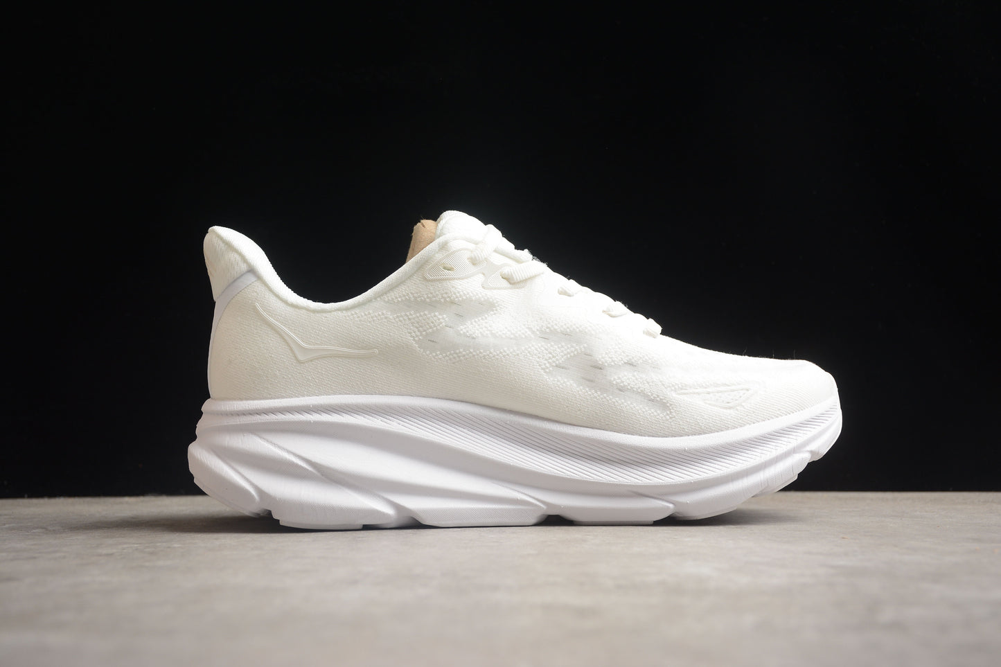 Hoka One One Clifton 9 Triple White