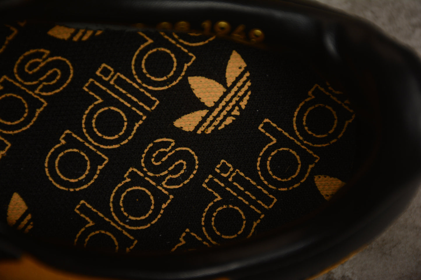 adidas Gazelle "Team Collegiate Gold / Core Black"