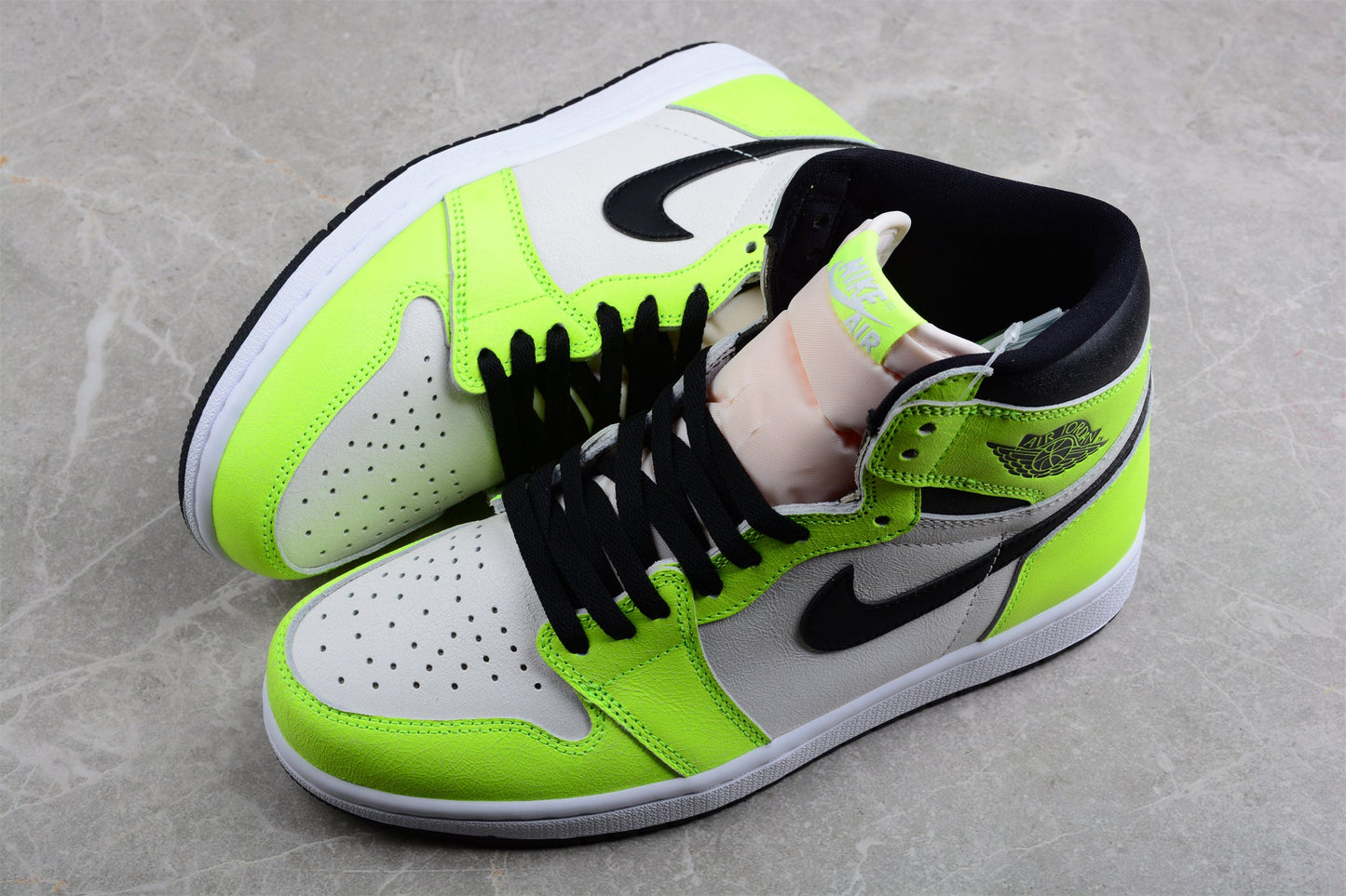 Air Jordan 1 High OG "Volt"
