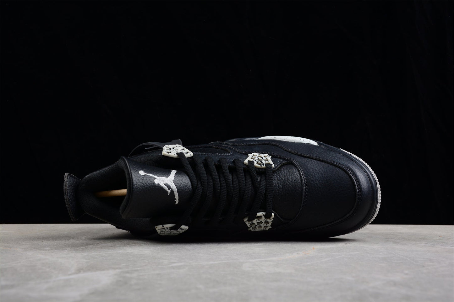 Air Jordan 4 Retro GS "Oreo"