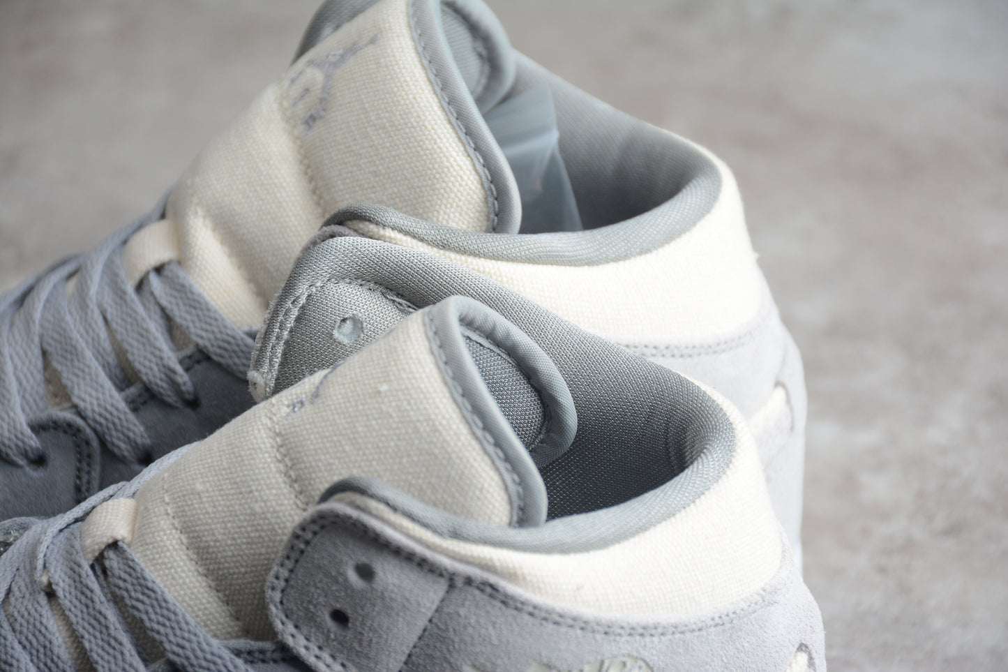 Nike Air Jordan 1 Mid SE "Coconut Milk Particle Grey" (DN4281-100)