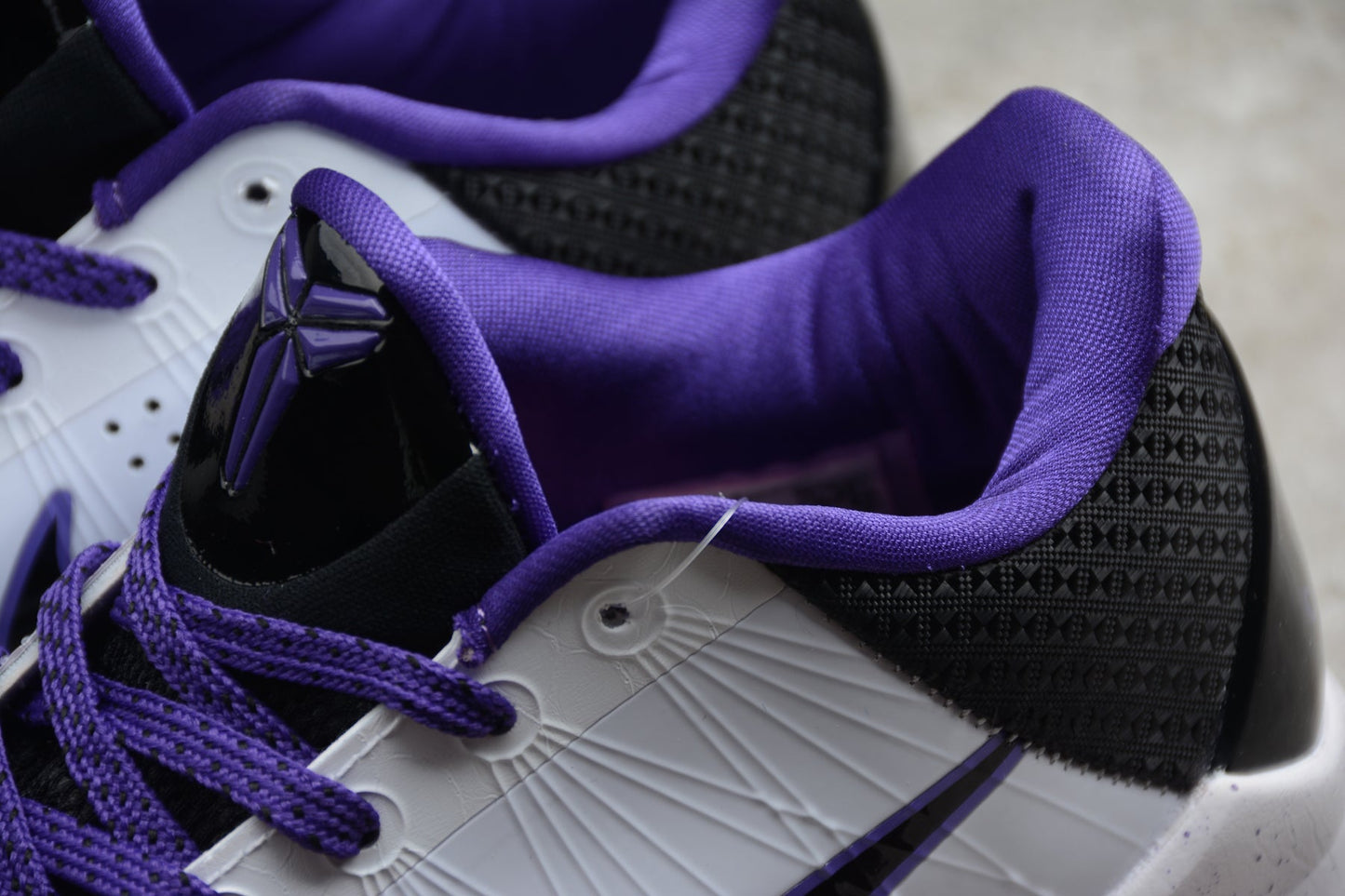Nike Zoom Kobe 5 XDR “Inline”