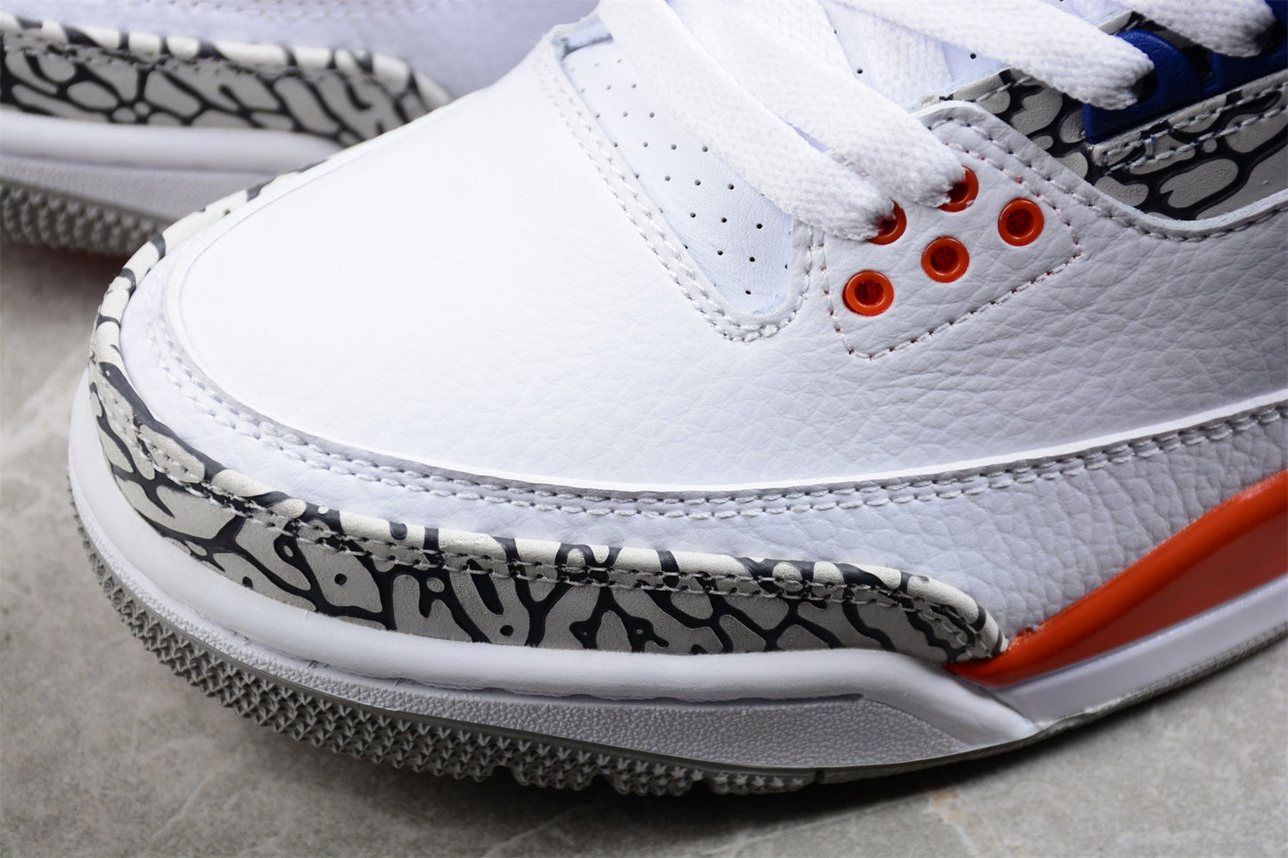 Air Jordan 3 Retro "Knicks"