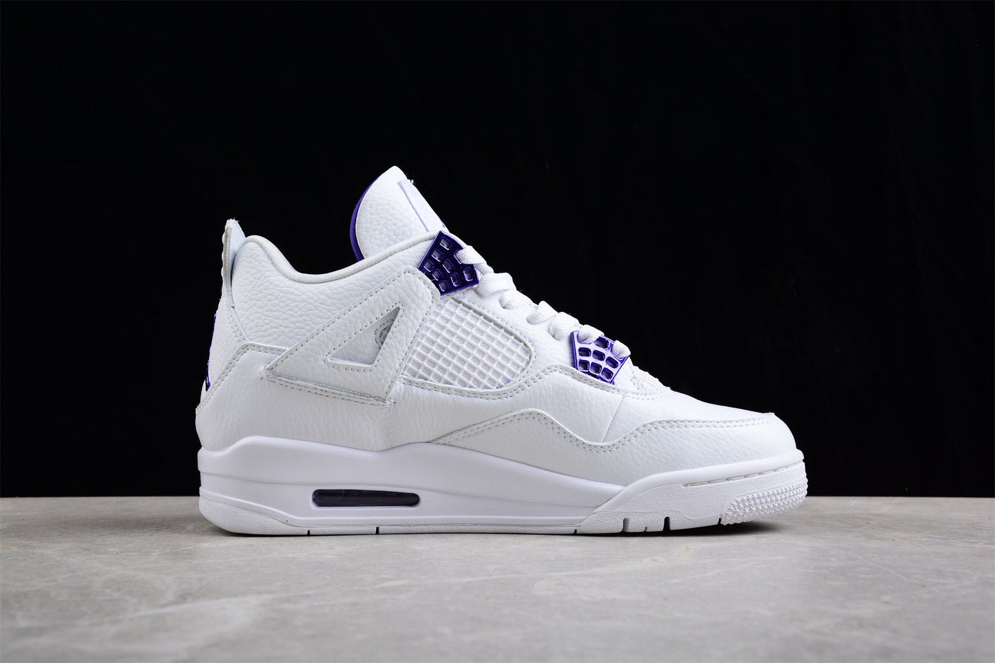 Air Jordan 4“Court Purple”
