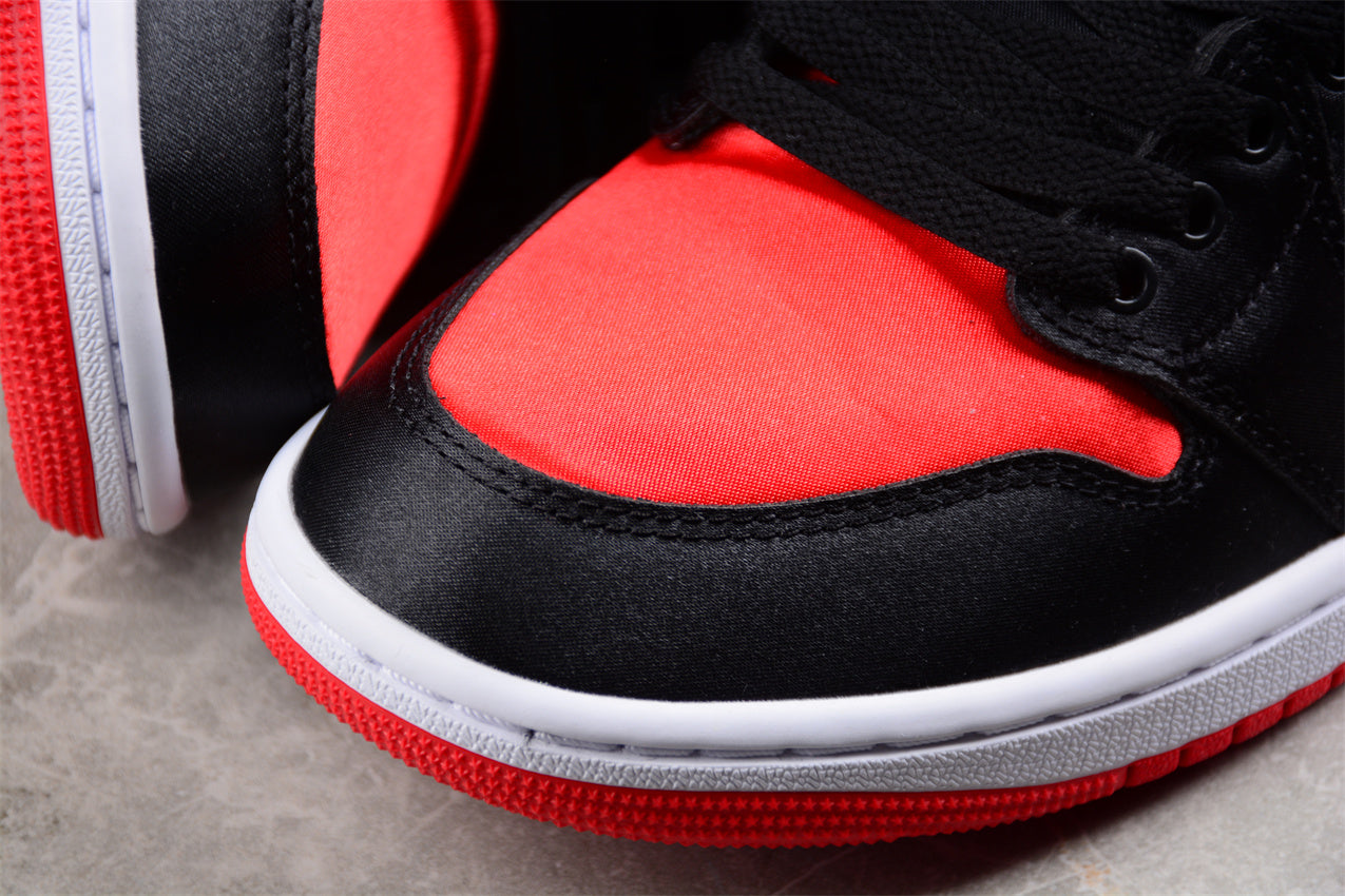 Air Jordan 1 High OG 'Satin Bred'