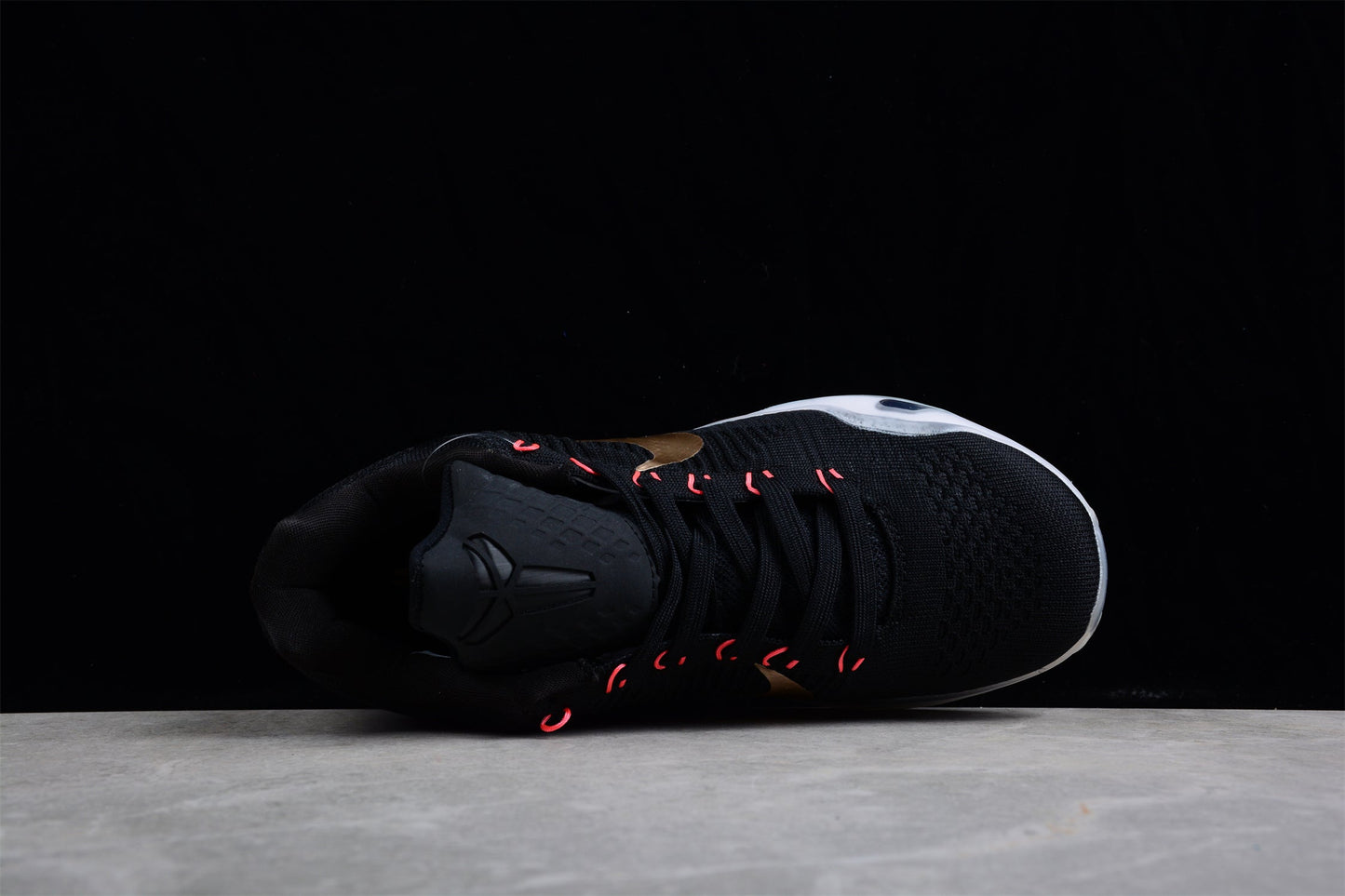 Nike Kobe 10 Elite "Rose Gold"
