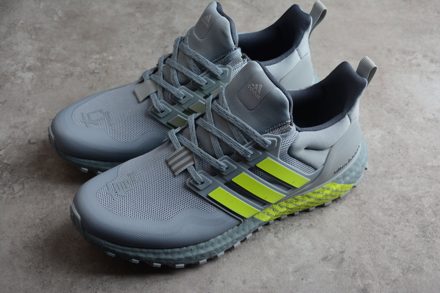 adidas UltraBoost 4.0 'Metallic Gold / Metallic Silver'