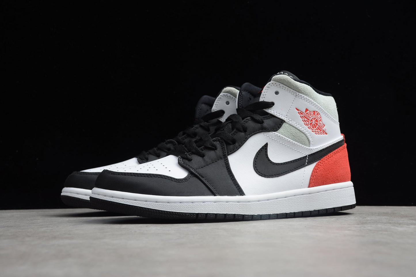 Air Jordan 1 Mid SE "Union Black Toe"