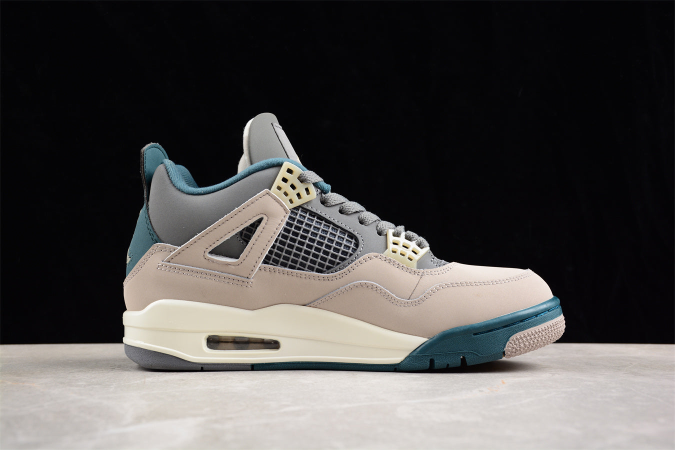 Air Jordan 4 Premium "Pony Hair"