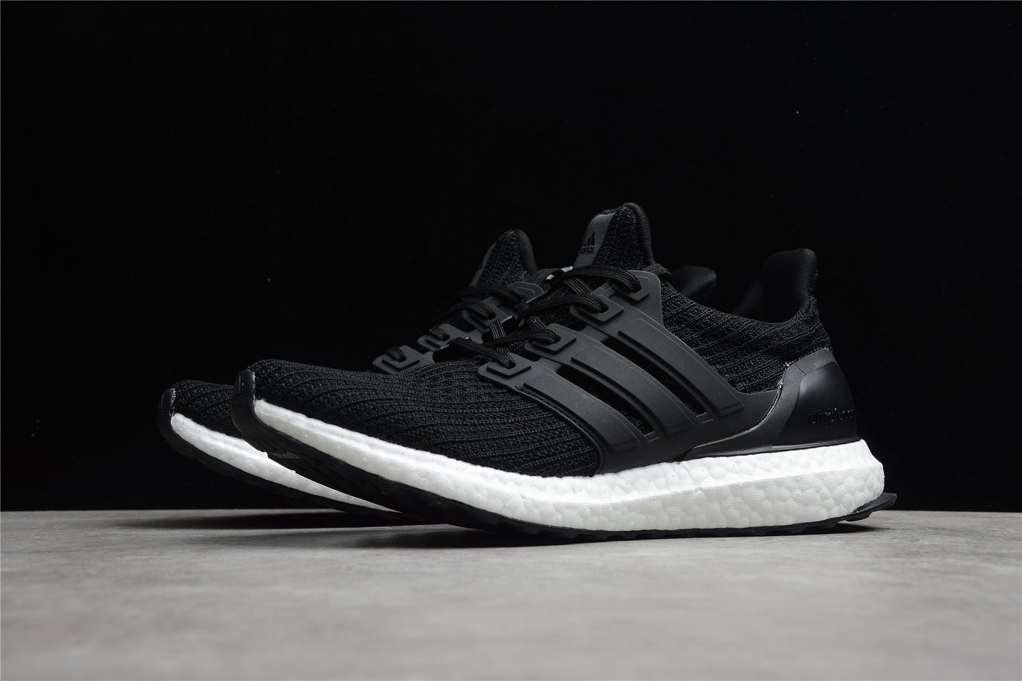 adidas Ultraboost 4.0 DNA "Black"