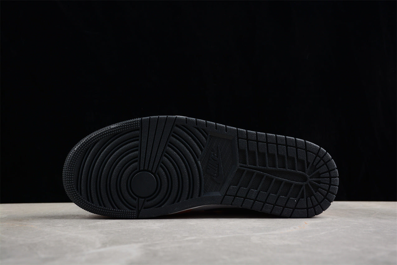 Air Jordan 1 Mid "Flight Club" Basketball Retro