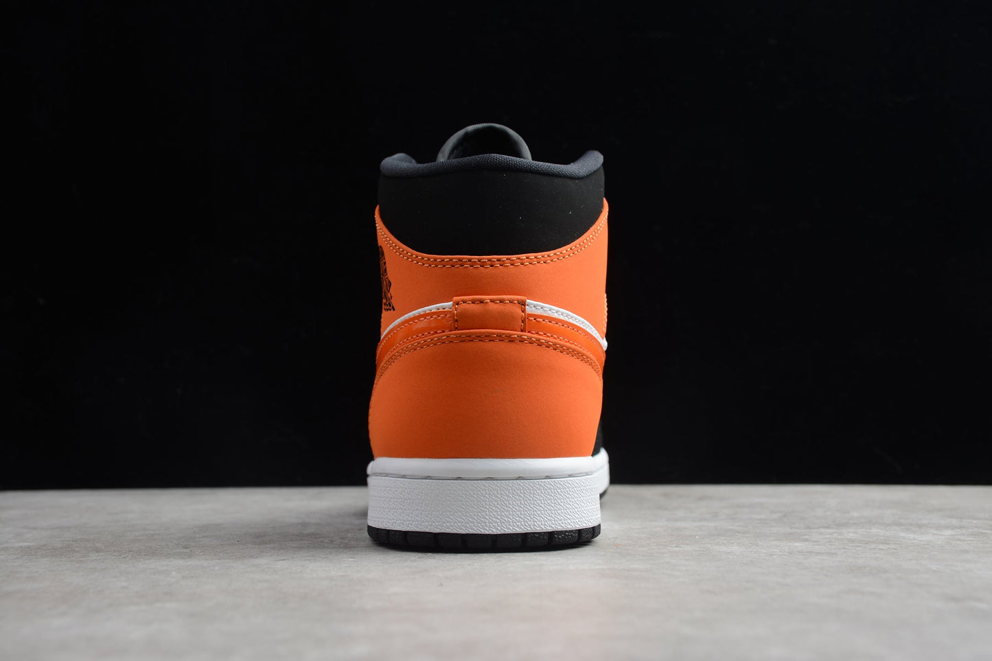 Nike Air Jordan 1 Mid “Shattered Backboard”