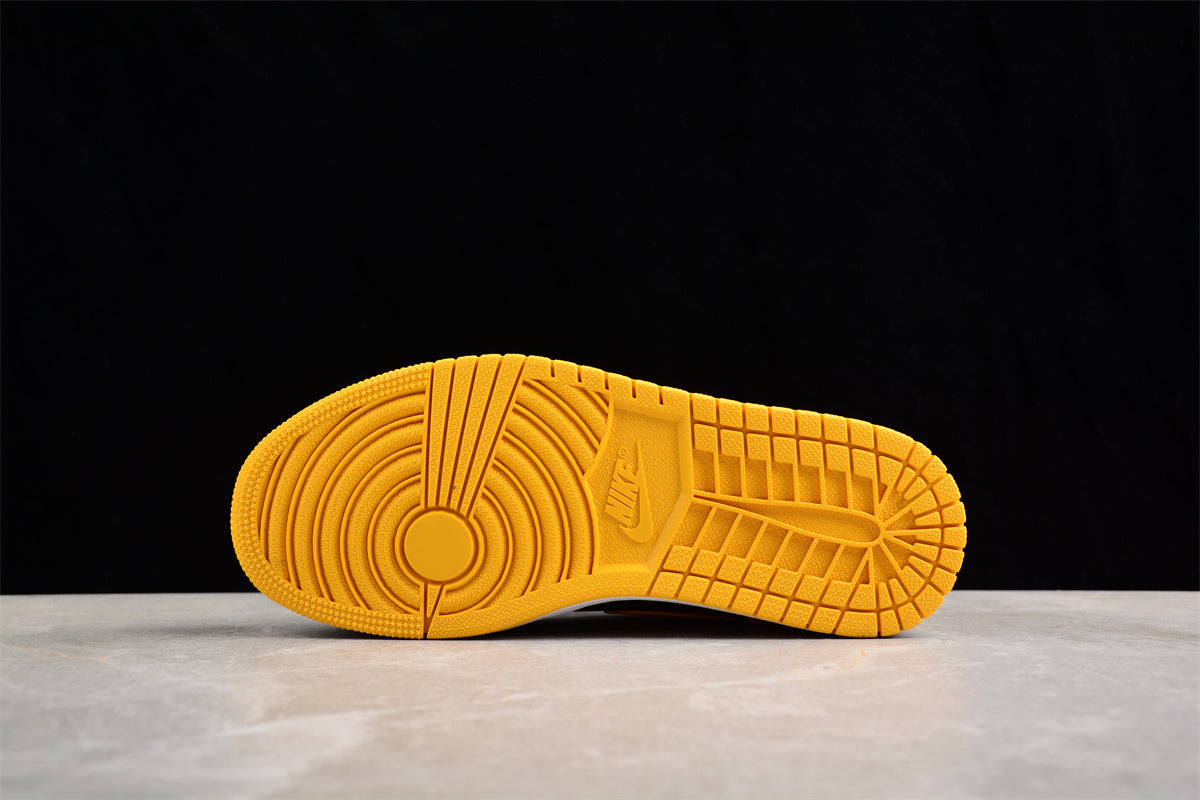 Air Jordan 1 Low OG "Yellow Ochre"