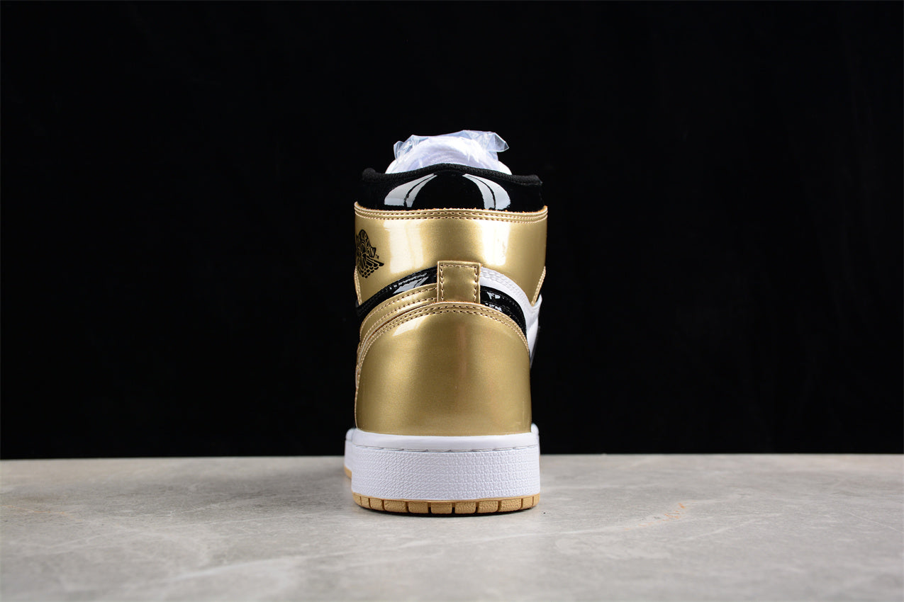 Nike Air Jordan 1 Retro High OG NRG “Gold Top 3”