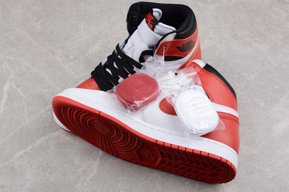 Nike Air Jordan 1 High OG Heritage Sneakers