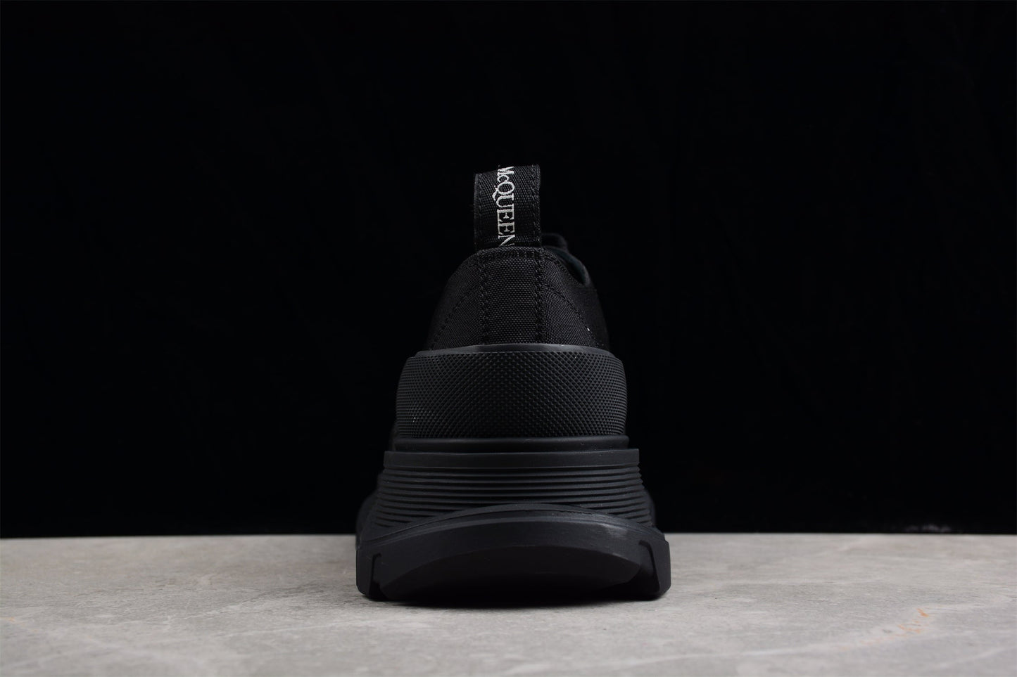 Alexander McQueen Tread Slick 'Black'
