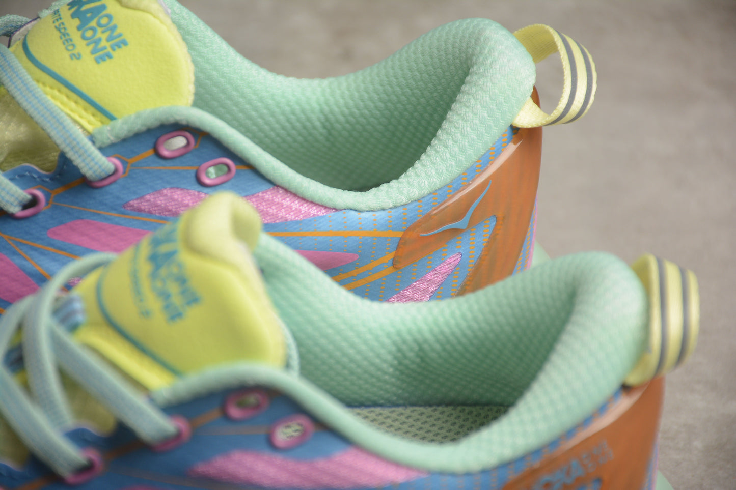 Hoka One One Mafate Speed 2 Cyclamen