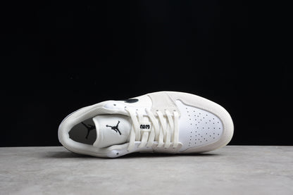 Air Jordan 1 Low Astrograbber Sneakers