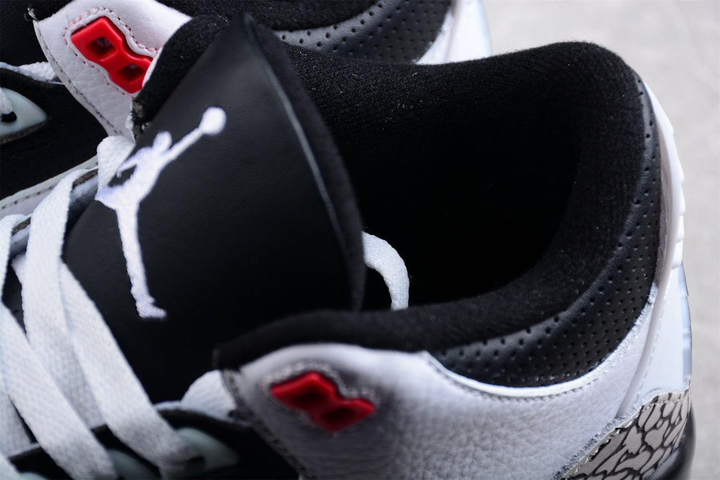 Air Jordan 3 Retro “Infrared 23”