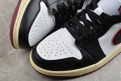 Air Jordan 1 Mid SE Bordeaux Sneakers
