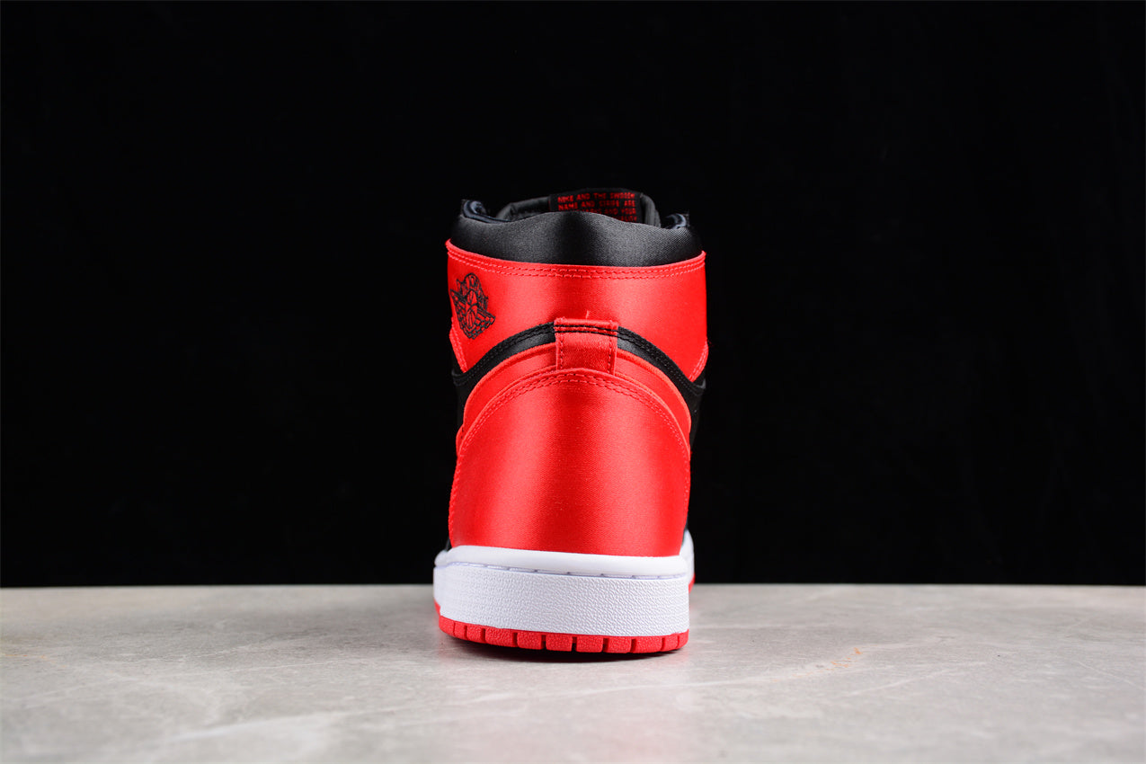Air Jordan 1 High OG 'Satin Bred'