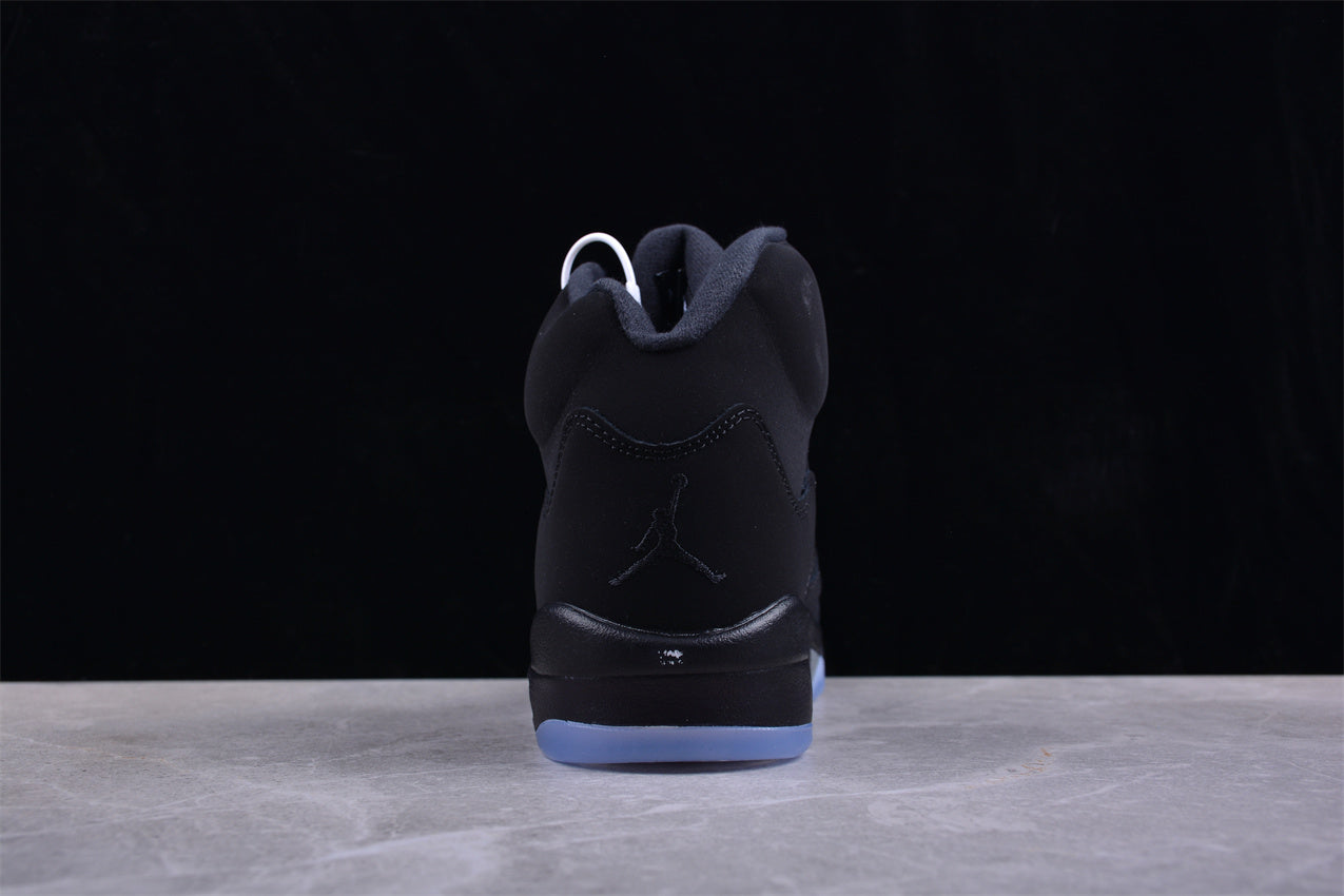 Air Jordan 5 Retro “Black Cat”