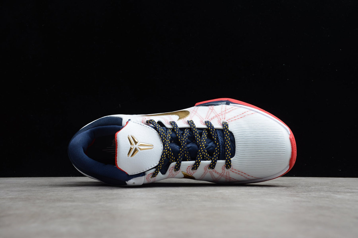 Nike Zoom Kobe 7 "Gold Medal"