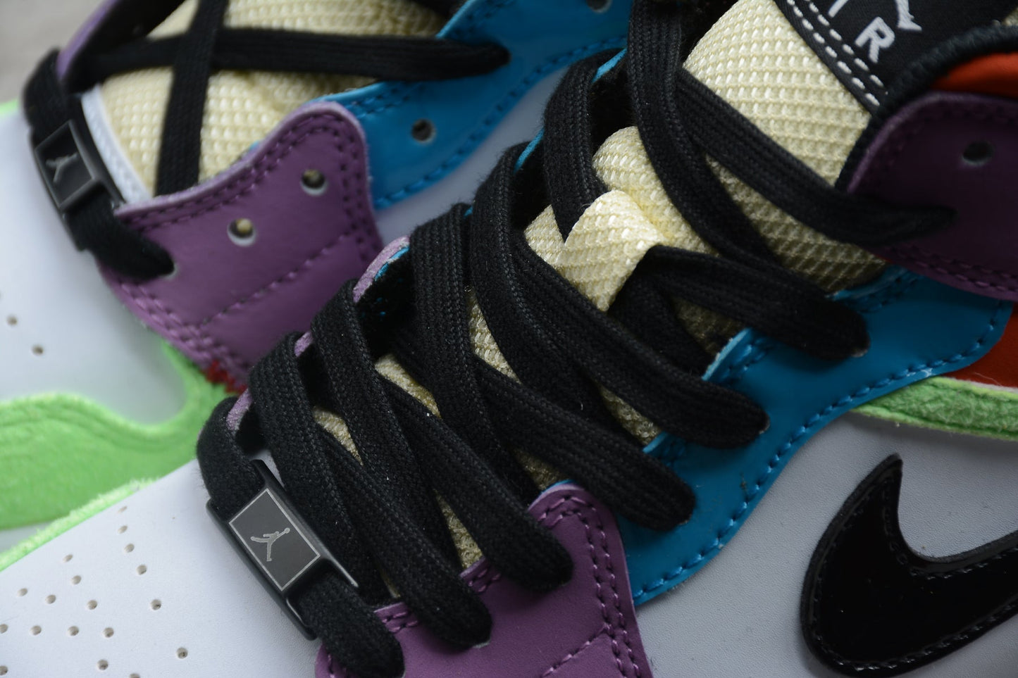 Nike Air Jordan 1 Mid SE "Lightbulb" Multi-Color