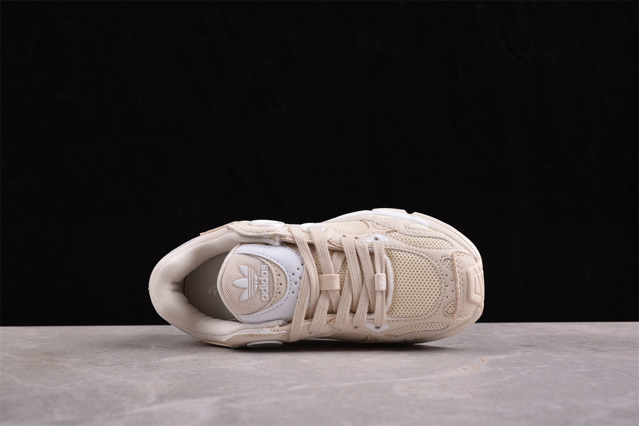 adidas Astir Wonder Quartz / Wonder Taupe / Warm Clay