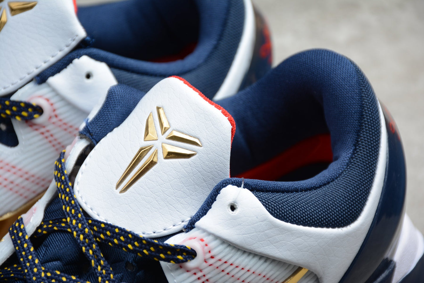Nike Zoom Kobe 7 "Gold Medal"