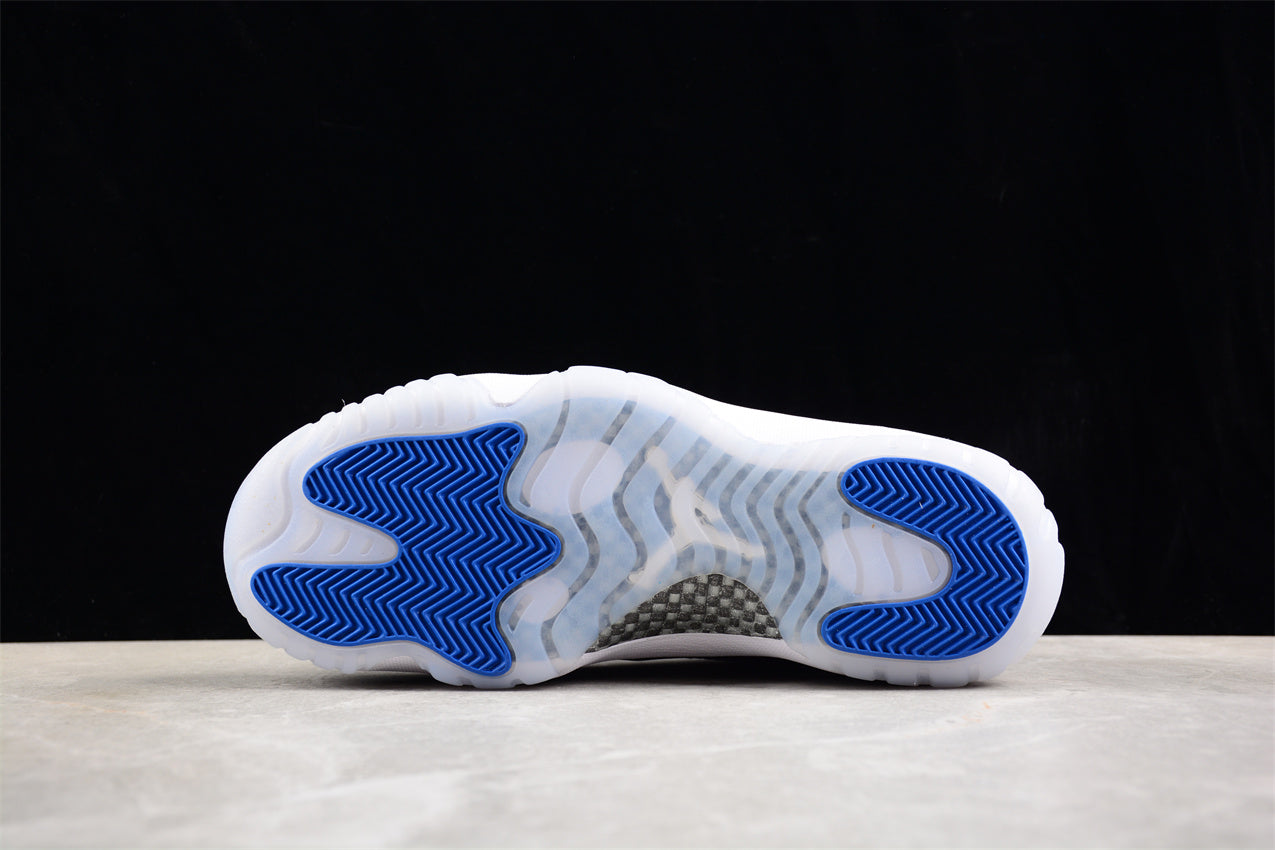 Air Jordan 11 Low "Space Jam"
