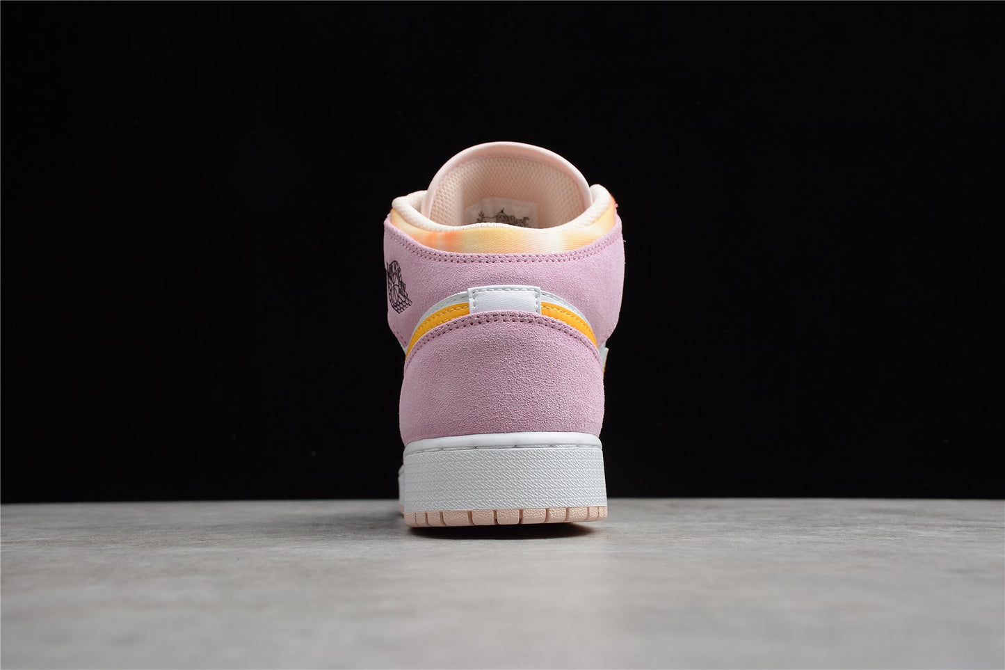 Air Jordan 1 Mid SE GS 'Arctic Pink'
