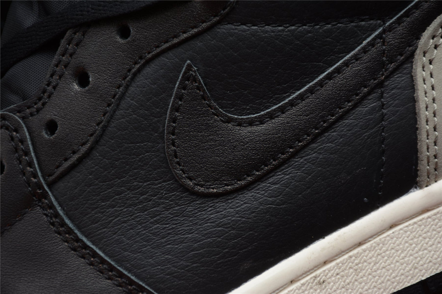 Air Jordan 1 High OG “Light Army”