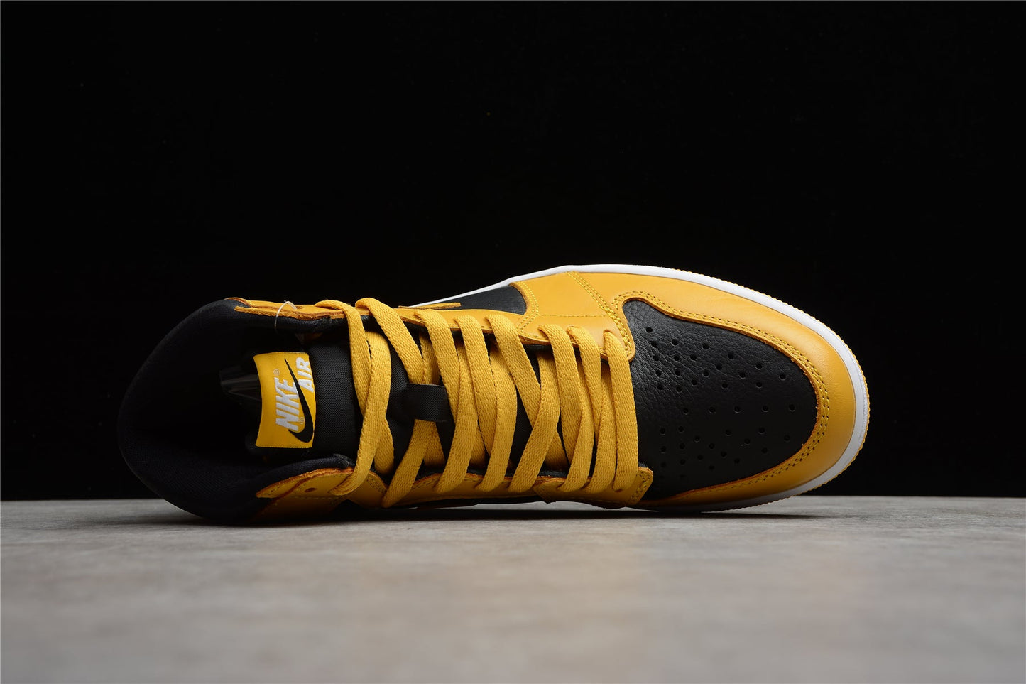 Air Jordan 1 High OG “Pollen”
