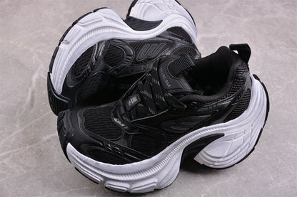 Balenciaga 10XL Black & White