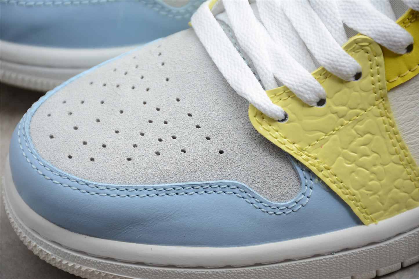 Air Jordan 1 Mid "To My First Coach"