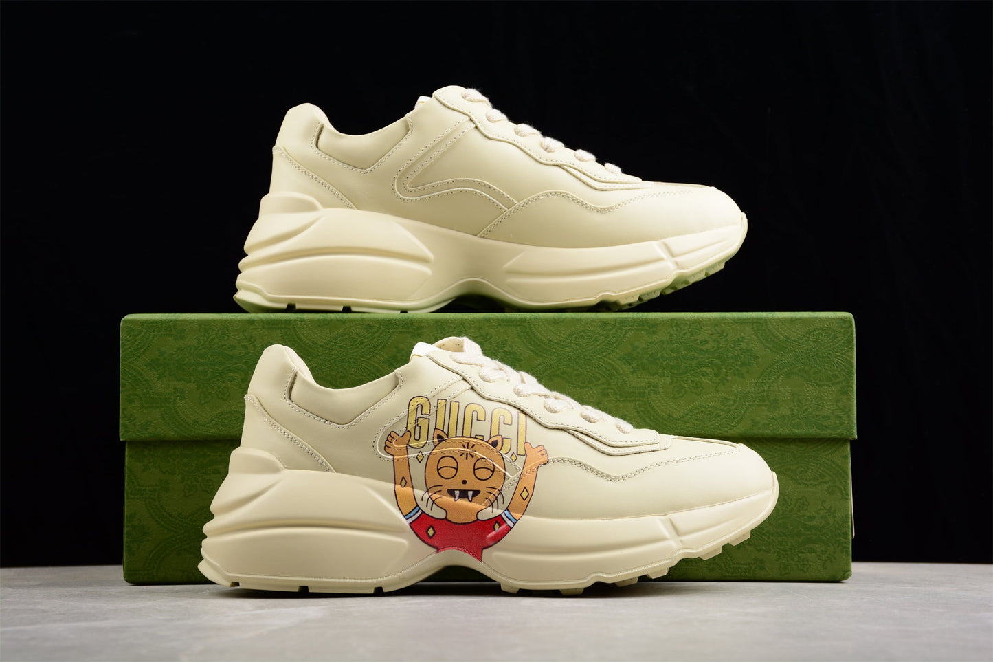 Gucci Rhyton Beige Cat Sneakers